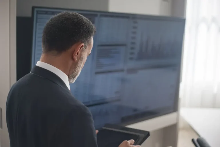 Business Trends to Watch Across Tech, Finance, and Marketing