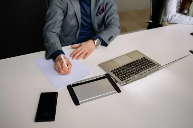 How to Write Business Advice That Readers Can Apply